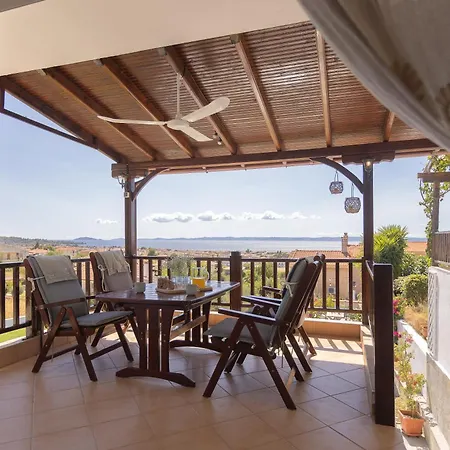 Luxury Nikiti's House *