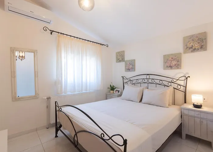 Costa's House בית נופש